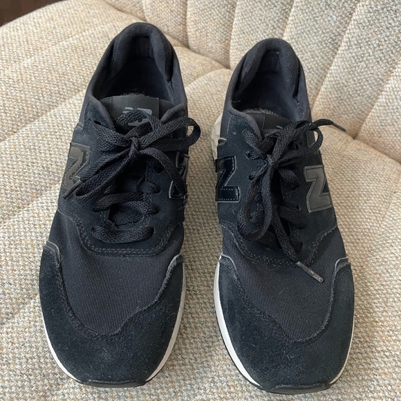 NEW BALANCE Women's X70 Black and Leopard Sneakers - sz 8 - Picture 3 of 5